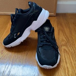 Adidas Originals women’s Falcon sneakers